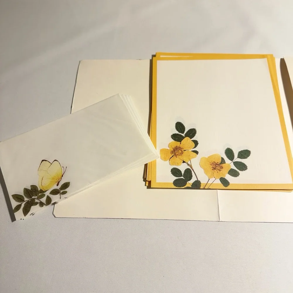 Vintage Current Flowerart Stationery Set Sheer Envelopes w/ Butterfly Floral '85